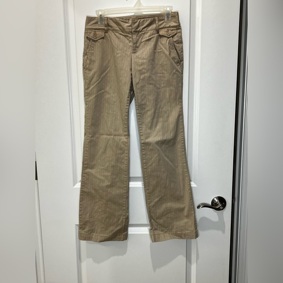 Old Navy Tan Striped Low Rise Boot Cut Pants Stretch Size 2 - Picture 1 of 11